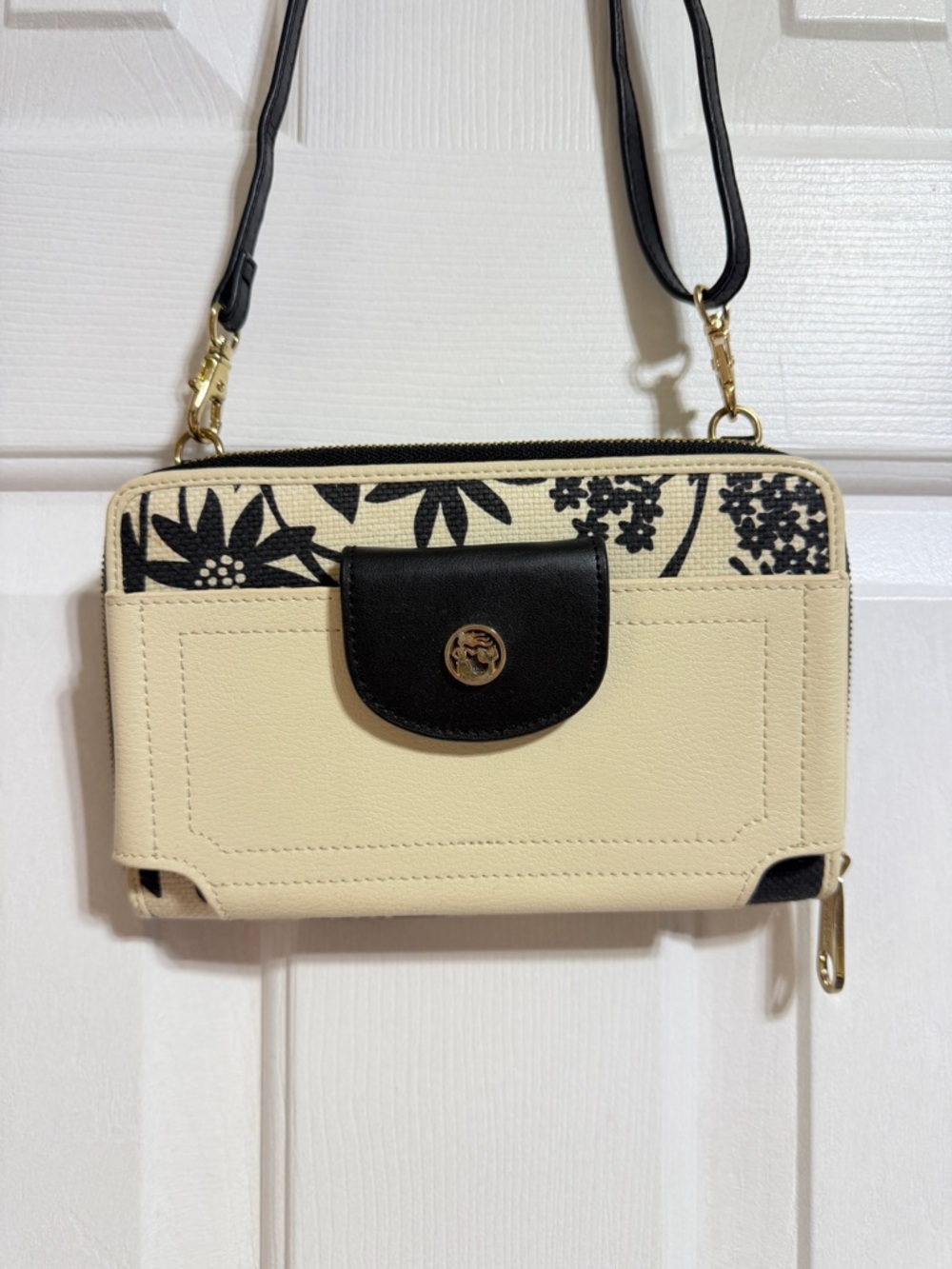 Spartina 449 black white linen leather Privateer Multi Phone Crossbody bag - Picture 2 of 7